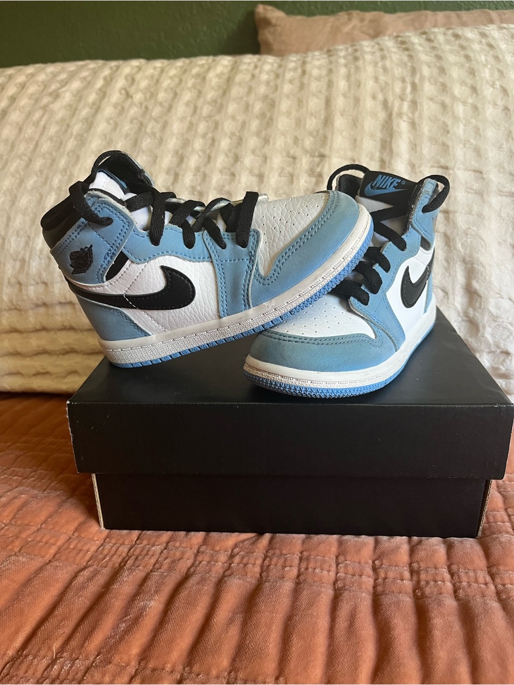 Nike Kids' Air Jordan 1 High OG - White/University Blue/Black